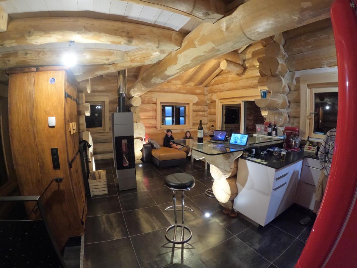 Chalet Anzac Chalet 5 Etoiles En Rondins Tout Neuf Unique Dans Les Aravis Les Villards-sur-Thones Bagian luar foto